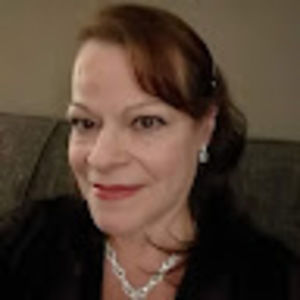 Meet your Posher, Laurie